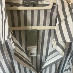 GO WOMENS BLOUSE NWT